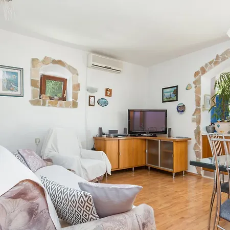 דירה By The Sea Okrug Donji, Ciovo - 11144 אוקרוג גורניי